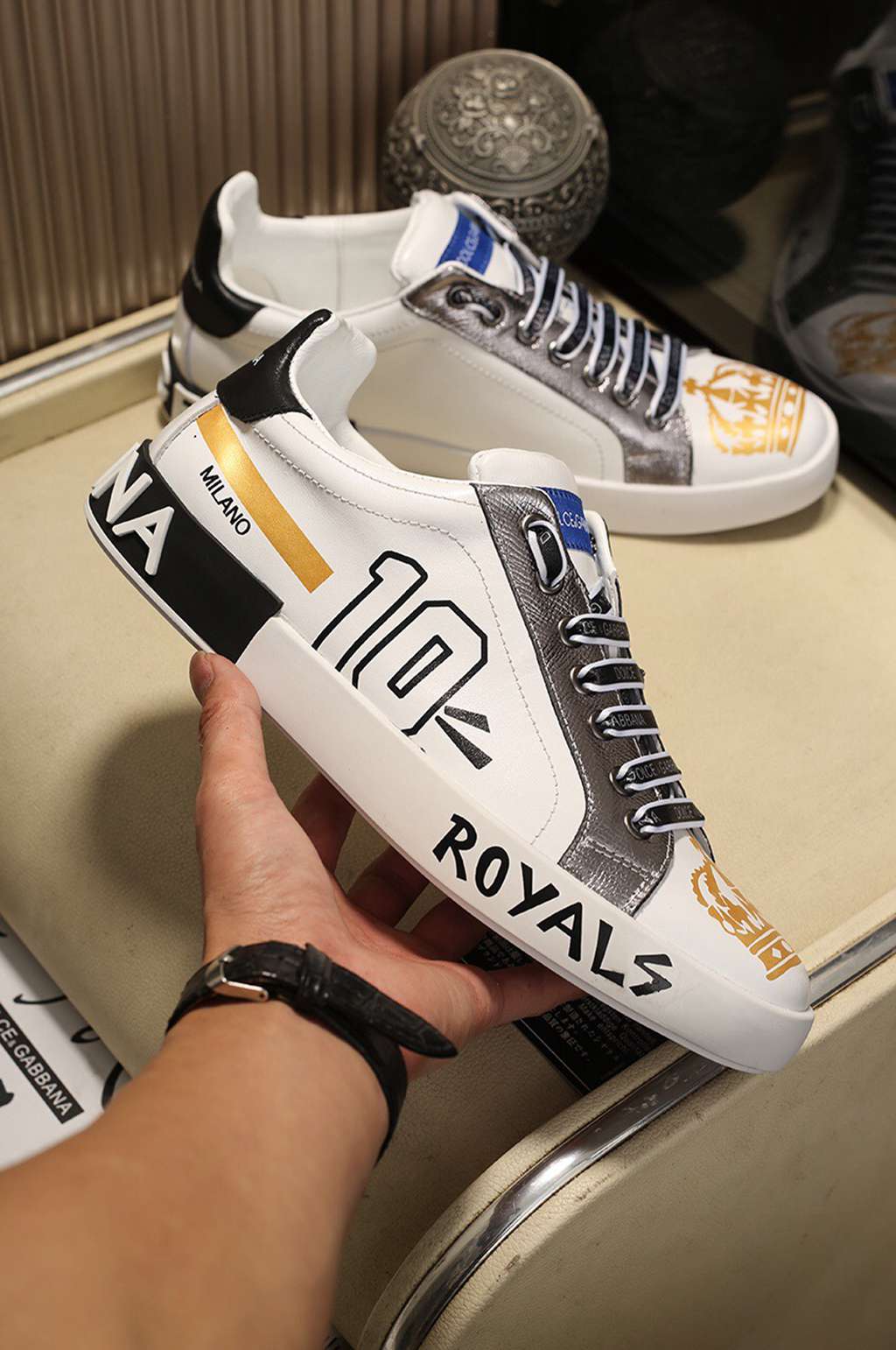 D*G sneaker